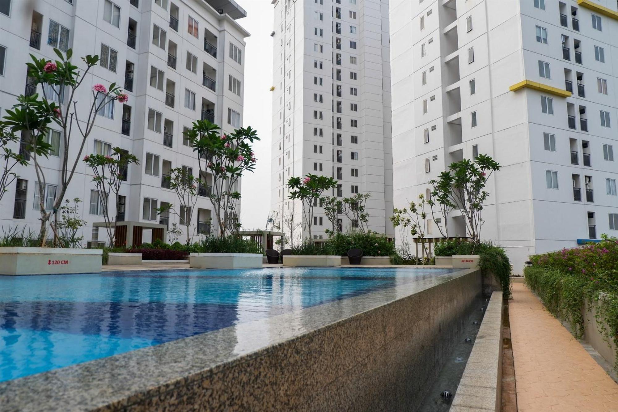 Strategic And Homey Bassura Near Mall By Travelio Jakarta